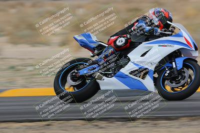 media/Jan-14-2023-SoCal Trackdays (Sat) [[497694156f]]/Turn 4 Set 2 (1030am)/